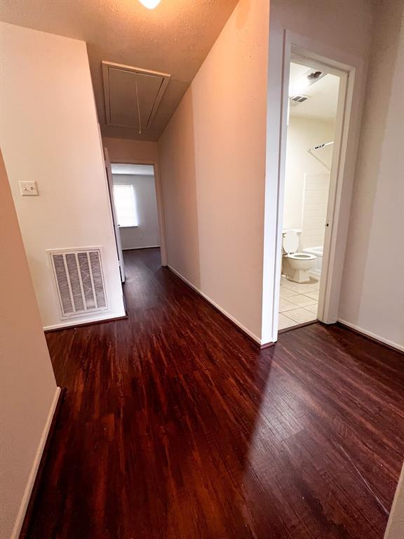 Building Photo - 12933 High Star Dr