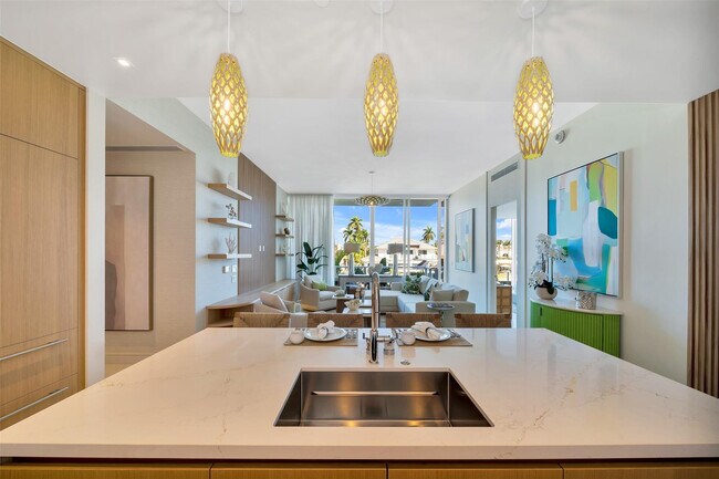 Building Photo - 2311 SE 17th St