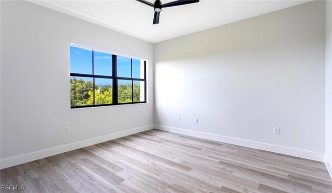Building Photo - 22980 Vista Edera Cir