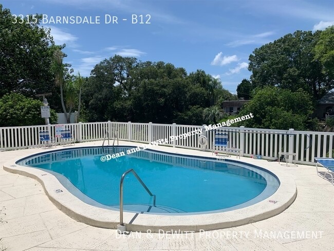 Building Photo - 3315 Barnsdale Dr