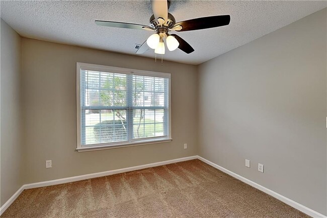 Building Photo - 252 Creel Chase NW