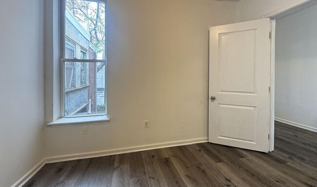 Building Photo - 1641 S 53rd St