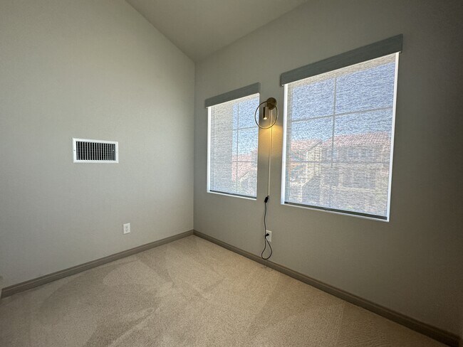 Building Photo - 10187 Lawton Ridge Ct