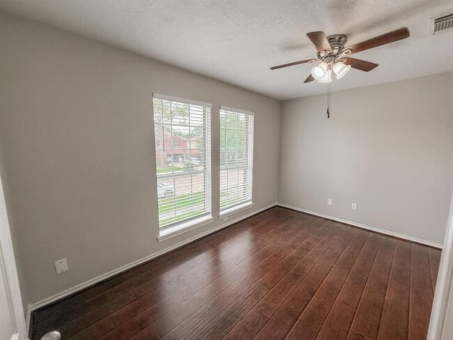 Building Photo - 4521 Allegro Dr