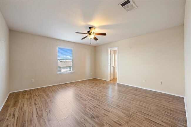 Building Photo - 13405 Lismore Ln