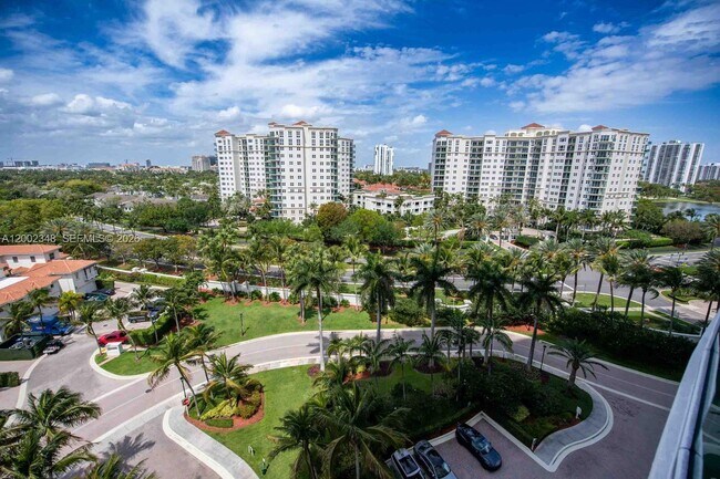 Building Photo - 19955 NE 38th Ct