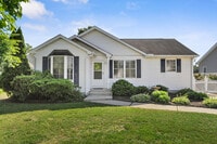Building Photo - 65 N Longwood Ln