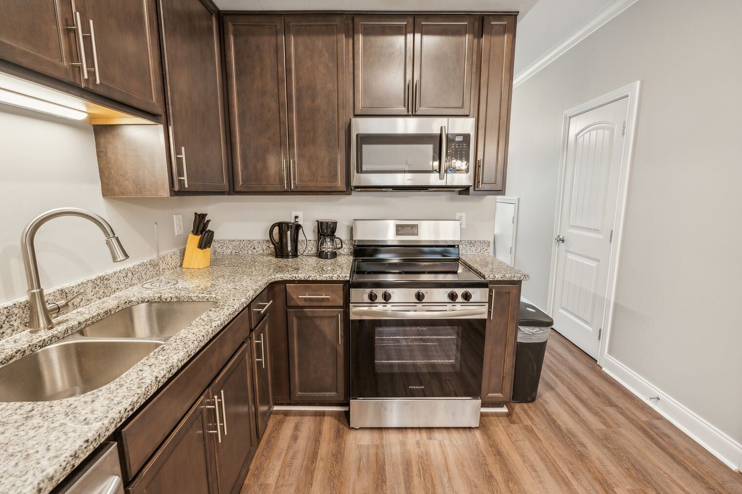 Building Photo - 1513 Wilma Rudolph Blvd
