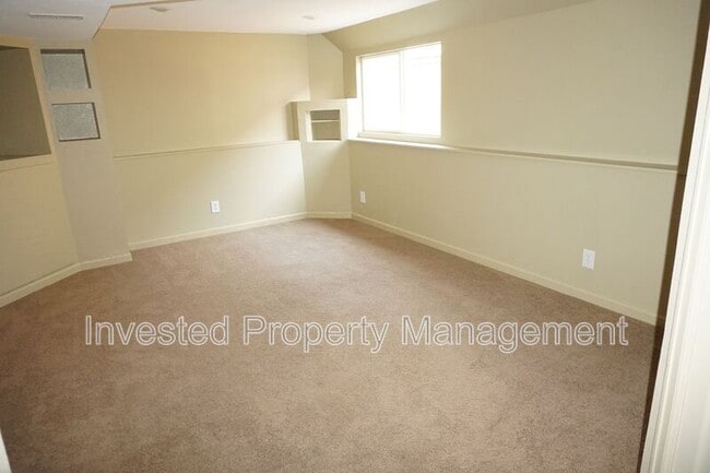 Building Photo - 9847 Sydney Ln