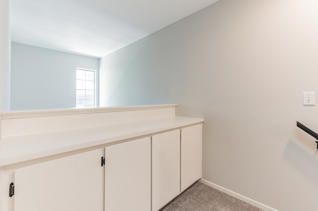 Building Photo - 4235 Sheldon Cir