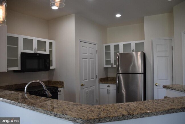 Building Photo - 3032 Bellamy Way