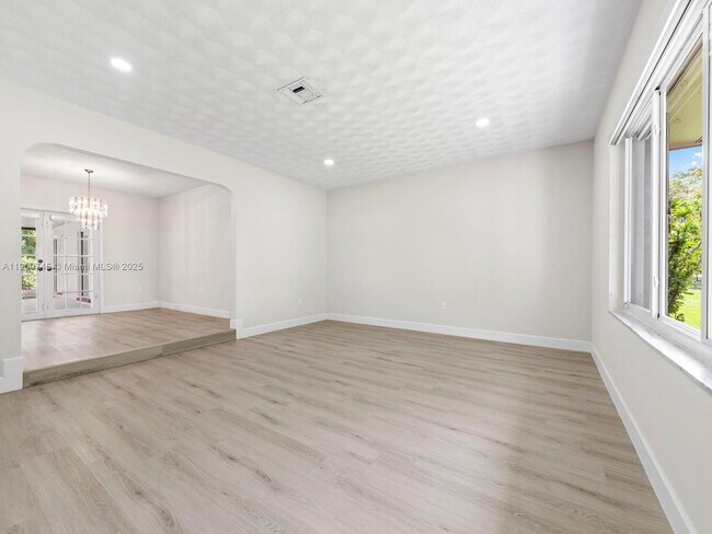 Building Photo - 17223 SW 87th Ave