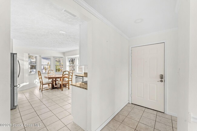 Building Photo - 247 Saldon Ln