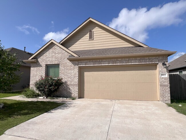 Primary Photo - 917 Durness Dr