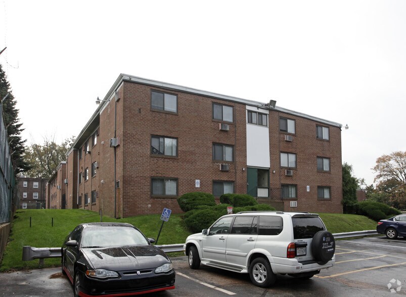 Birchwood Hill Apartments 5115 Wissahickon Ave Philadelphia PA 19144