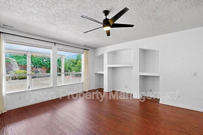Building Photo - 10527 Brookville St NW