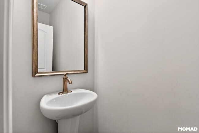 Building Photo - 3319 Glenn Hope Wy