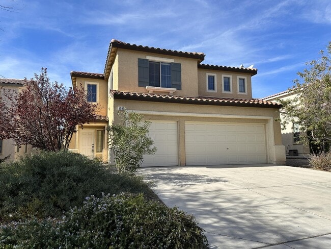 Building Photo - 5537 Spruce Hill Ct