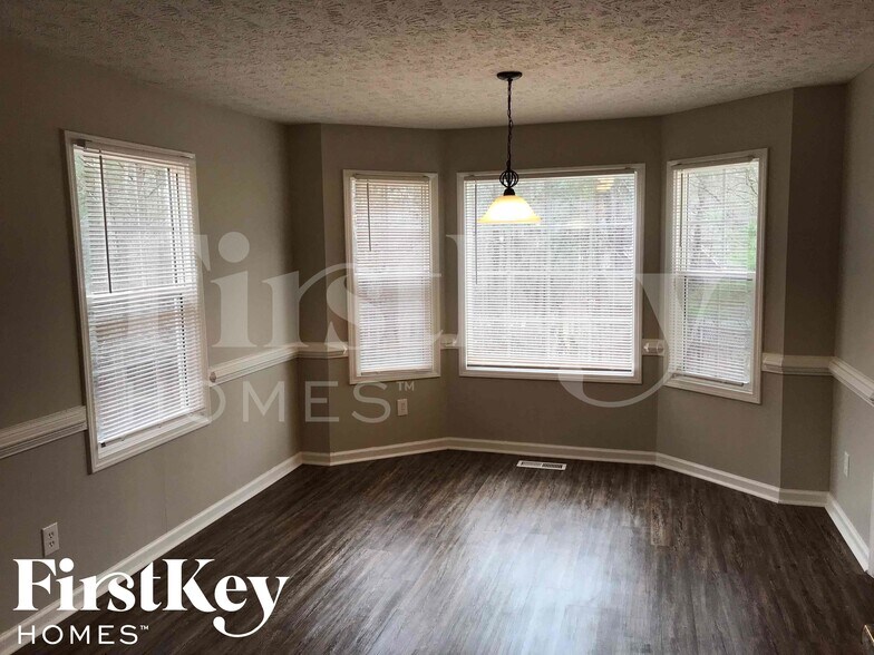 Building Photo - 35 Riverbend Trail