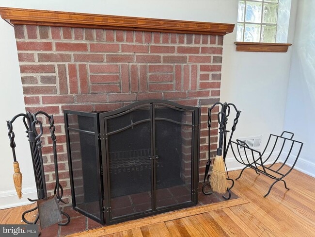 Building Photo - 6134 Marglenn Ave
