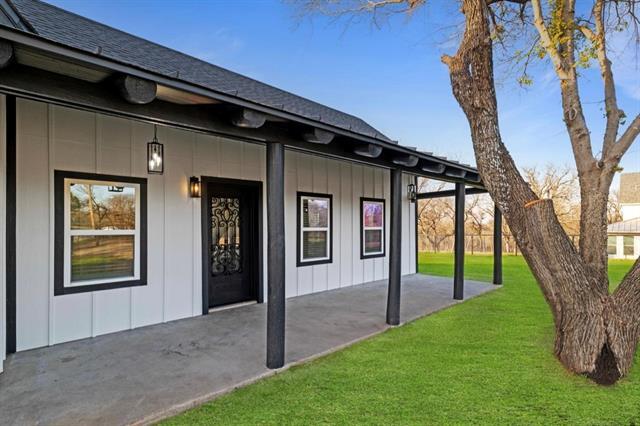 Building Photo - 400 Timber Wild Dr