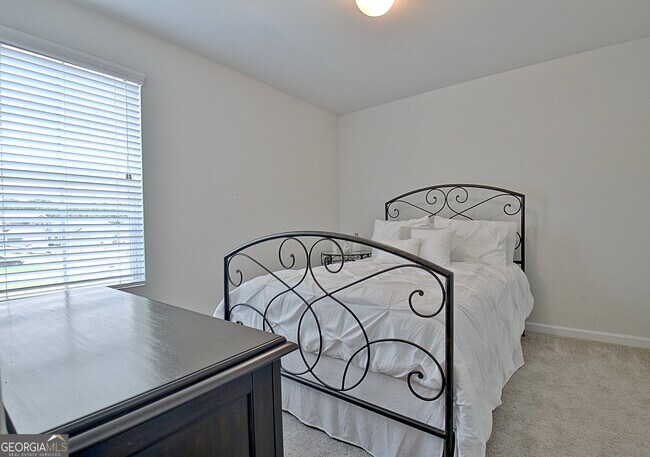 Building Photo - 8077 Rudder Cir