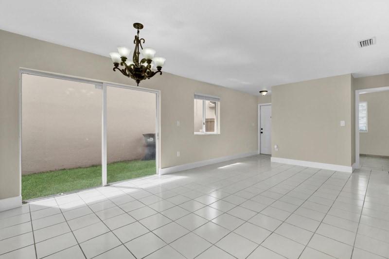 Building Photo - 16214 SW 137th Ct