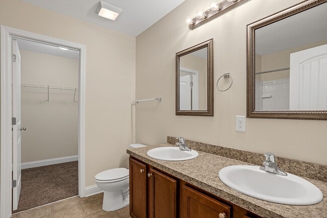 Building Photo - 190 Canyon Oak Loop