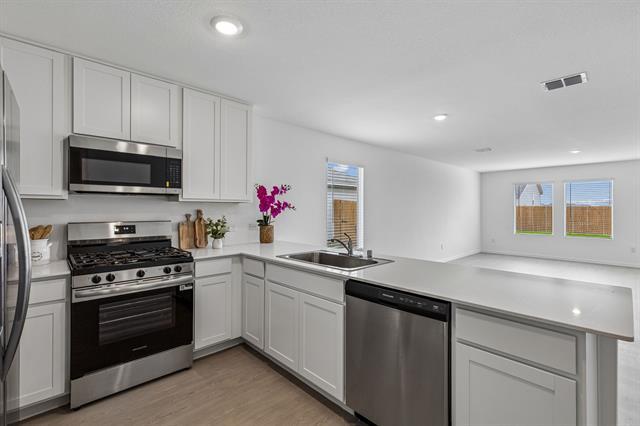 Building Photo - 3017 Tooley Dr