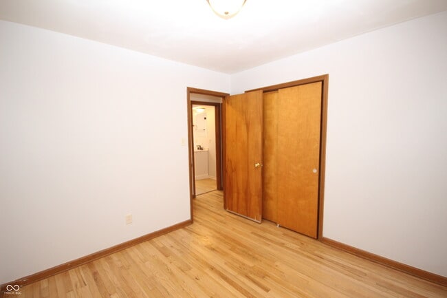 Building Photo - 806 Thorndale St