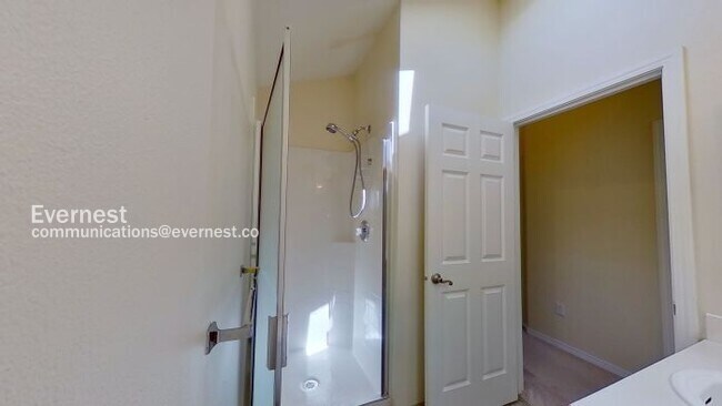 Building Photo - 1522 196th St SE