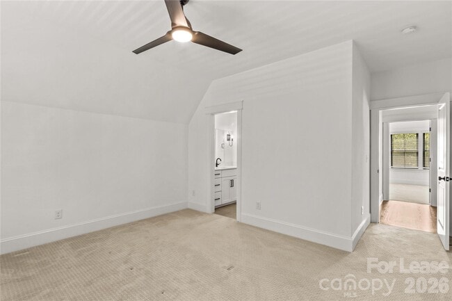Building Photo - 269 Conroy Ave