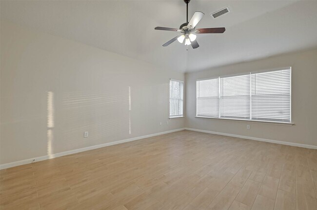 Building Photo - 206 N Wynnoak Cir