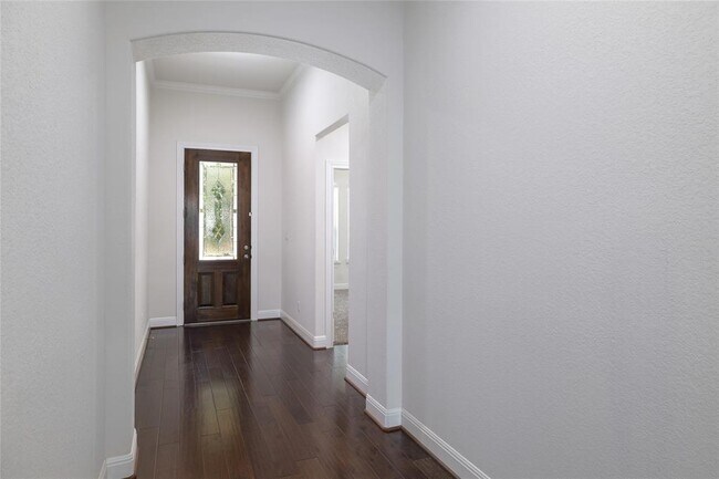 Building Photo - 2421 Blended Tree Ranch