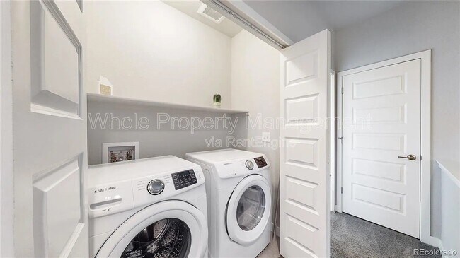 Building Photo - 6605 Warren Dr