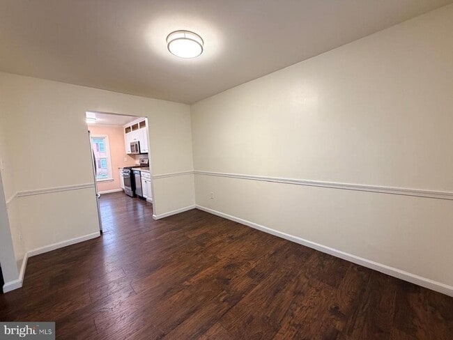 Building Photo - 9504 Covington Pl