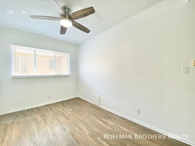 Building Photo - 1433 Hayworth Ave