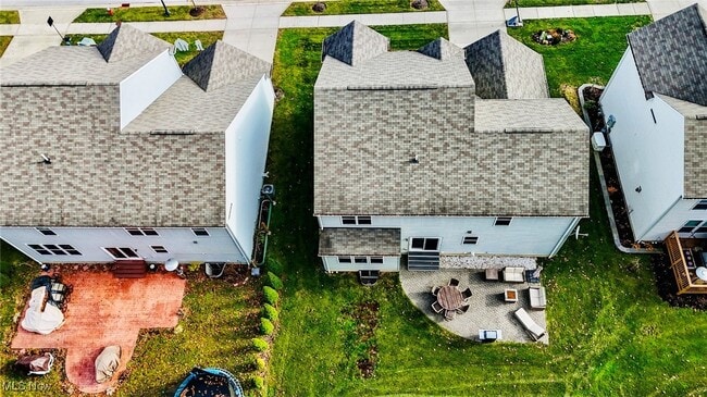 Building Photo - 4816 Lake View Dr