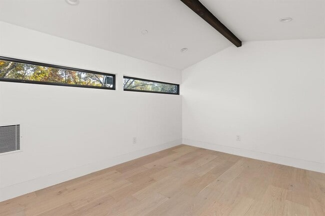 Building Photo - 1603 Chelsea Ln