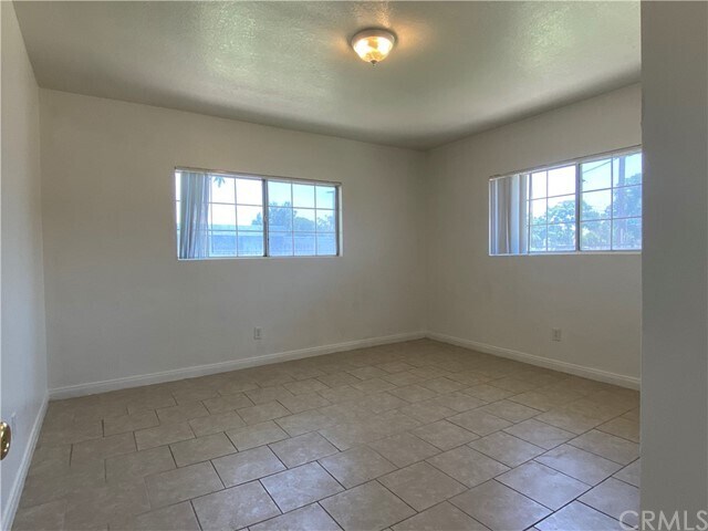 Building Photo - 26098 10th St
