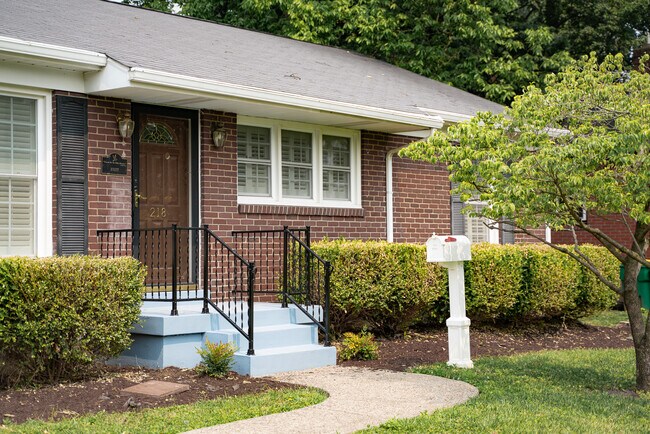 Building Photo - 218 Bramton Rd