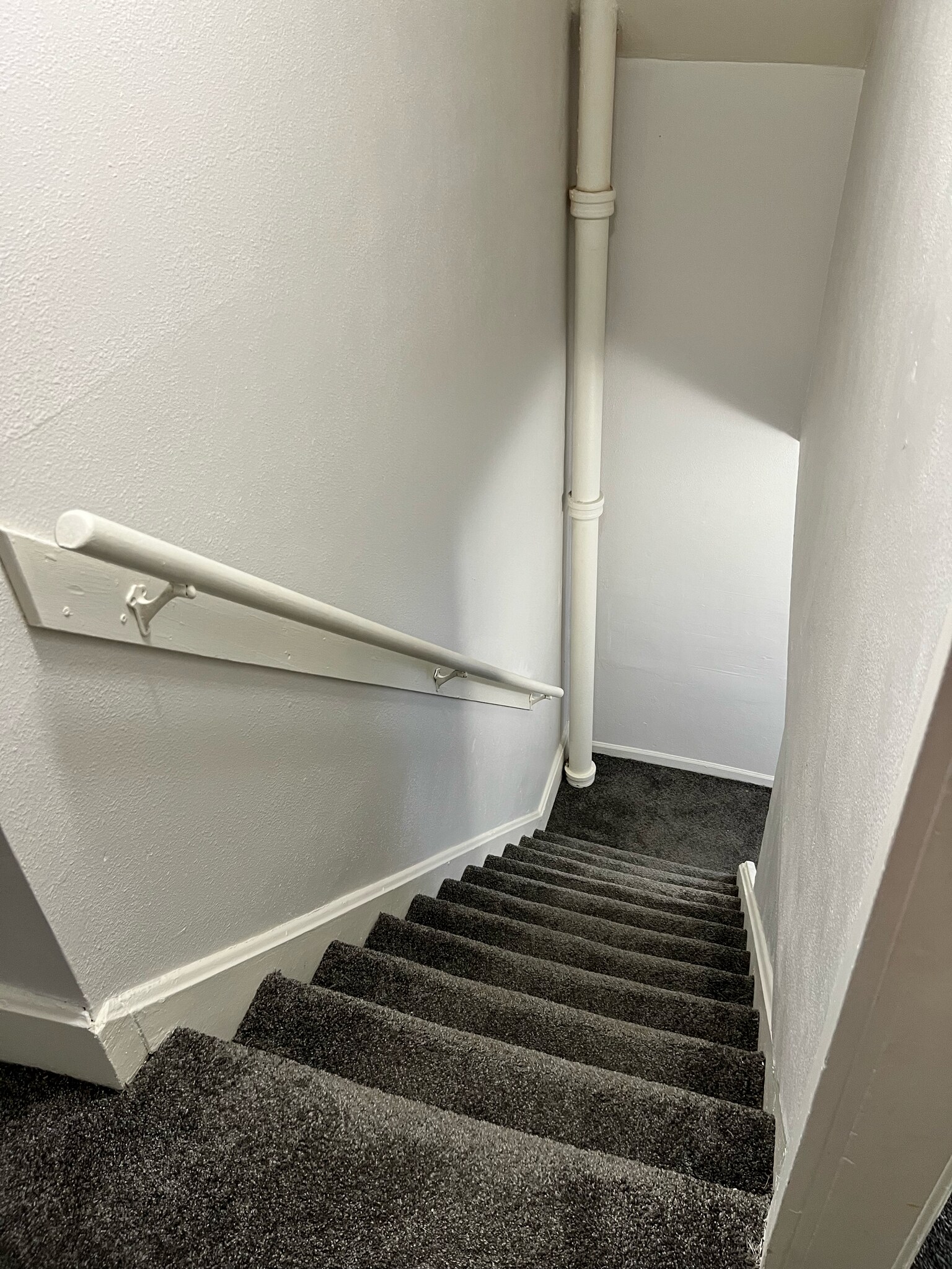 Building Photo - 811 Hagerer St