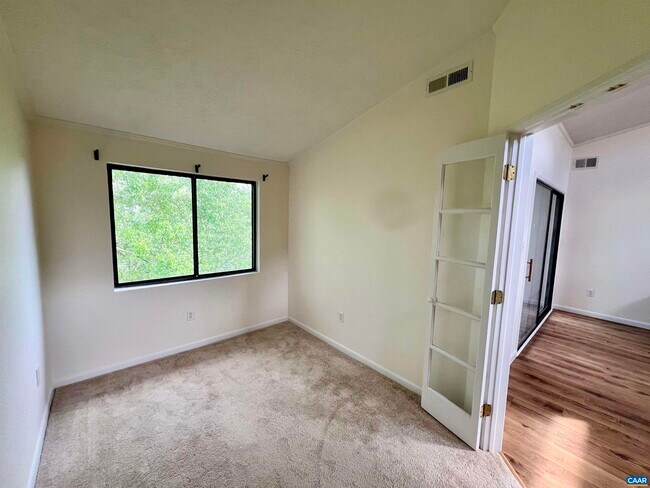 Building Photo - 116 Turtle Creek Rd