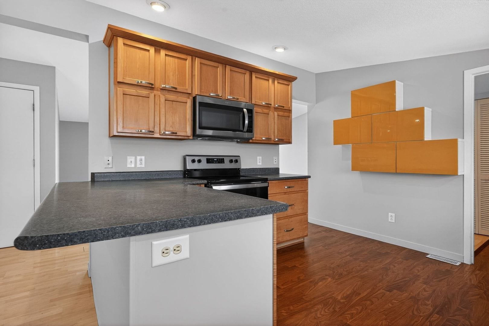 Building Photo - 18025 Doehrman Rd