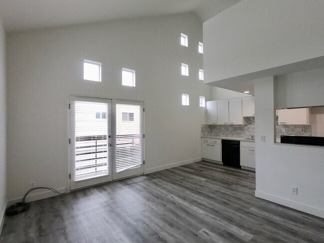 Building Photo - 1633 Berkeley St
