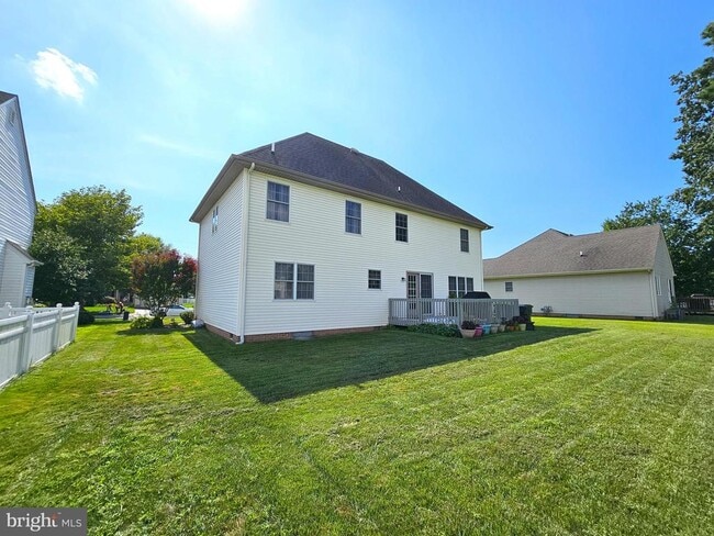 Building Photo - 28050 Cross Creek Dr