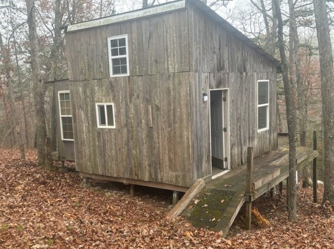 Building Photo - 13.2-Acres With Cabin! - $ 890 Month / $15...