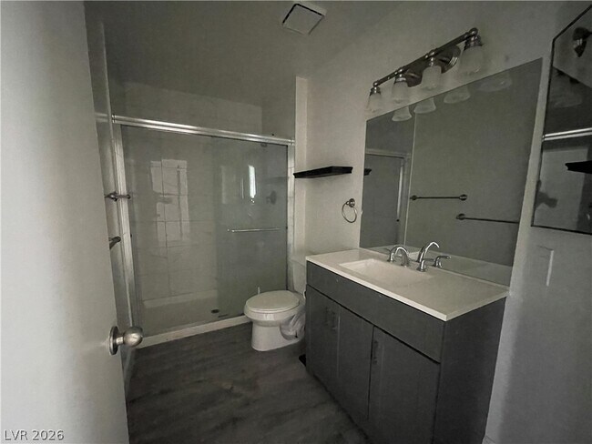 Building Photo - 1521 Linnbaker Ln