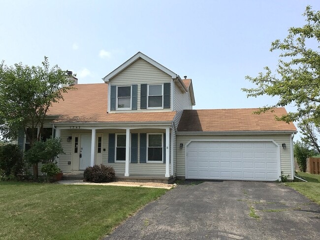 Building Photo - 1749 Quail Ct