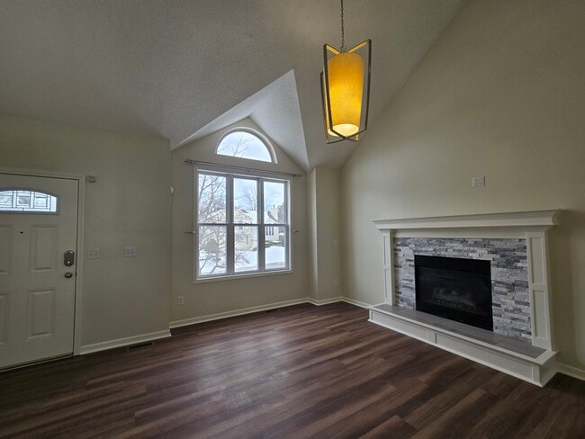 Building Photo - 16316 S Hunter St